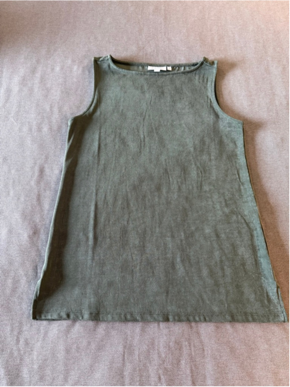 Chico's Side-Slit Tank in a dark green size 0 (US S) - Picture 5 of 7